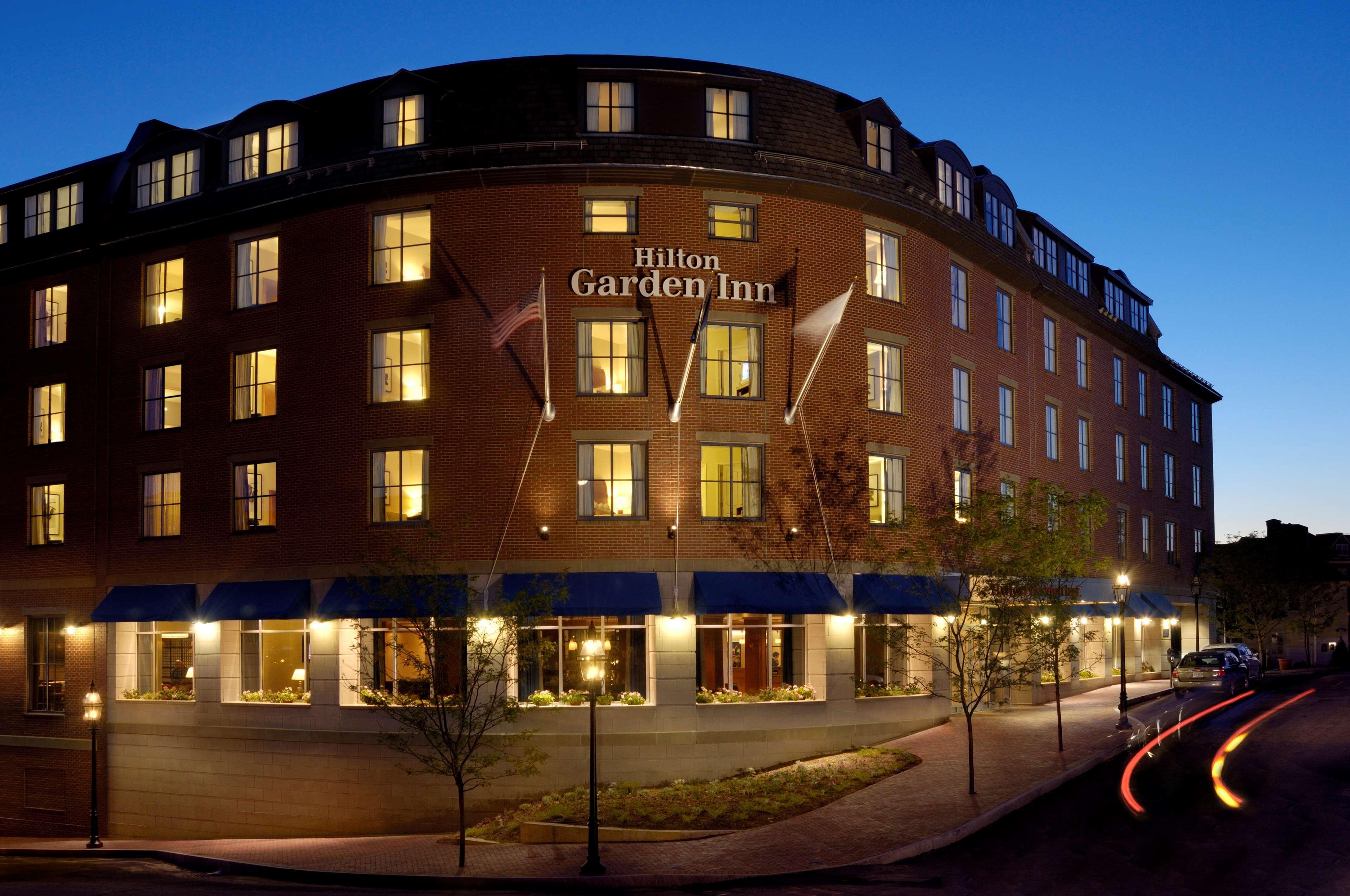 Hilton Garden Inn Portsmouth Downtown Екстер'єр фото