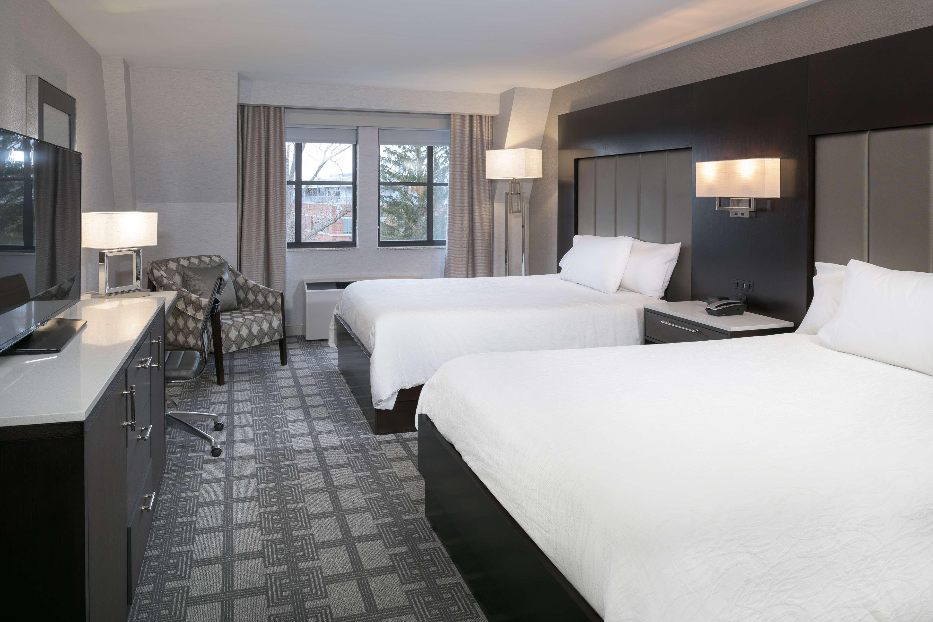 Hilton Garden Inn Portsmouth Downtown Екстер'єр фото