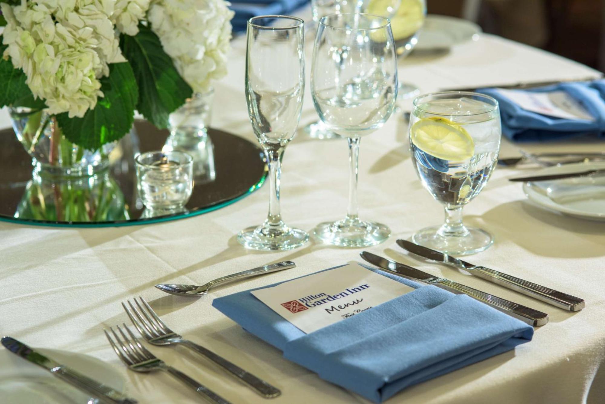 Hilton Garden Inn Portsmouth Downtown Екстер'єр фото