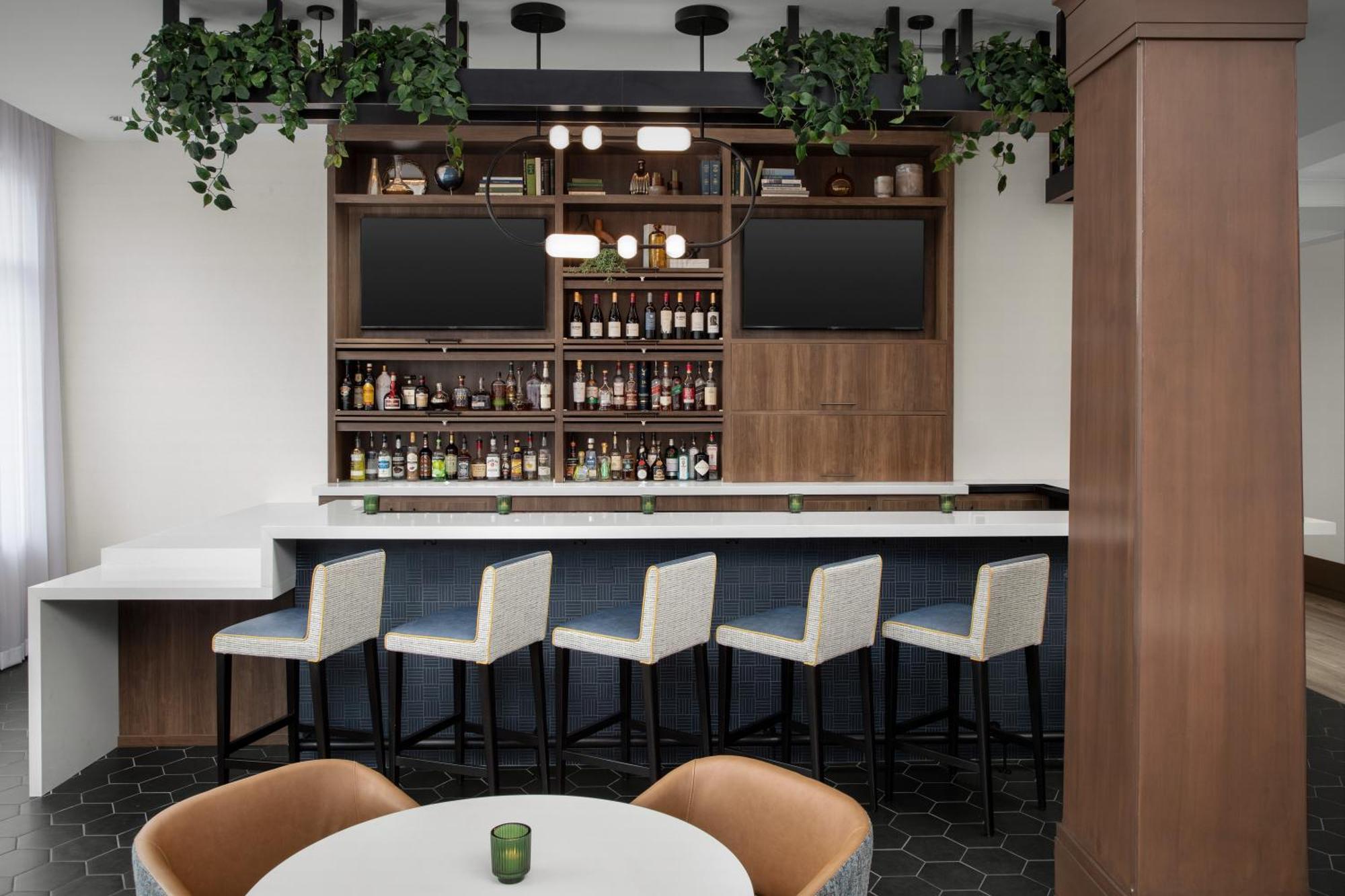 Hilton Garden Inn Portsmouth Downtown Екстер'єр фото